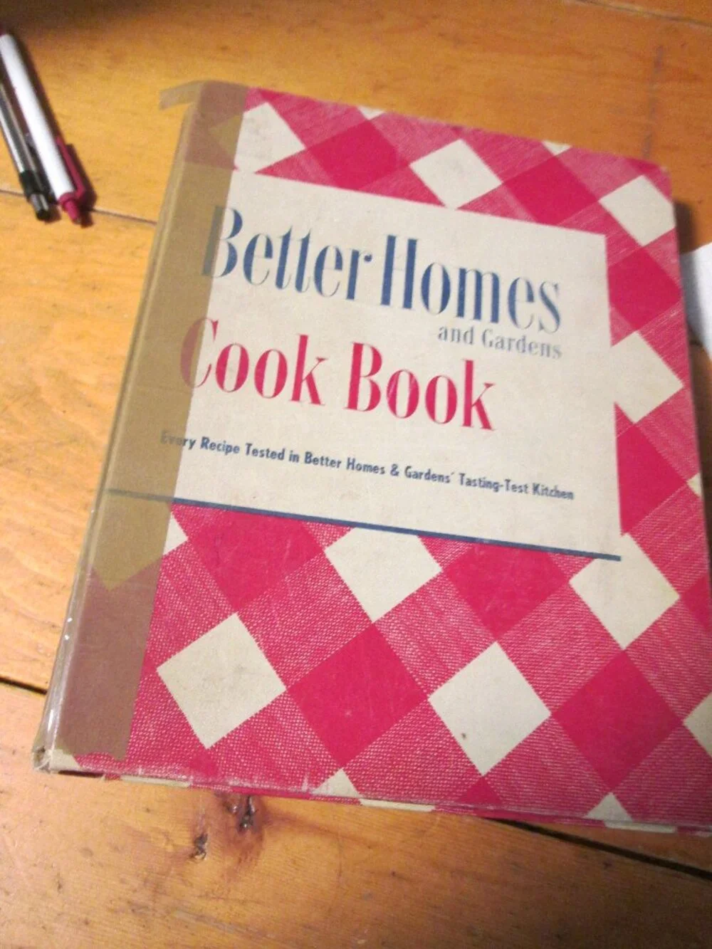 Vtg Better Homes and Garden 1951 5 Ring Binder 23 rd printing